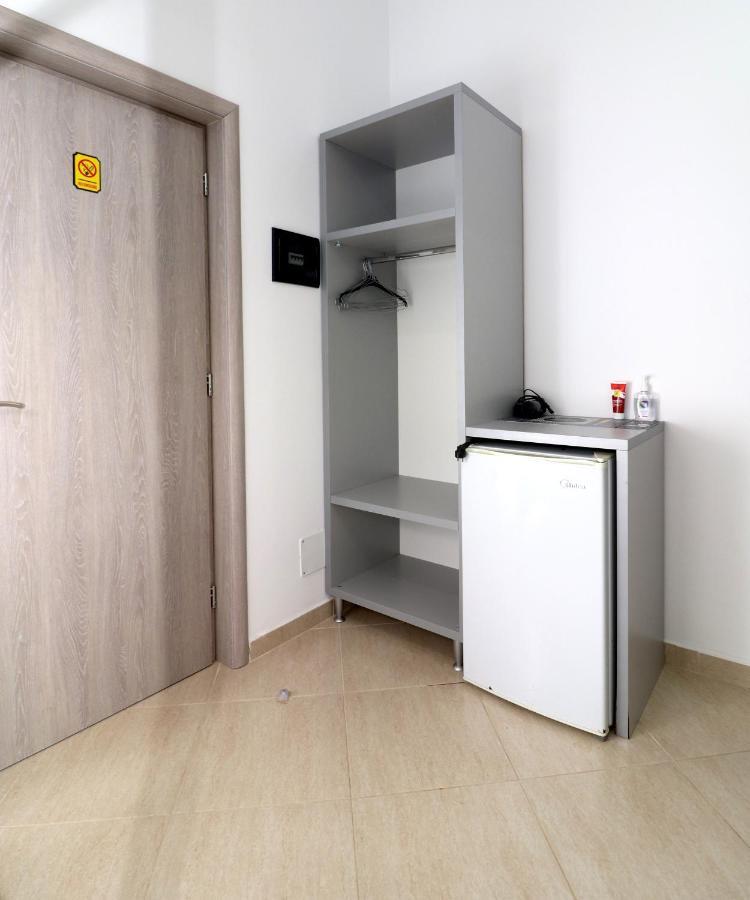 Ildora Qimon Apartamento Himarë